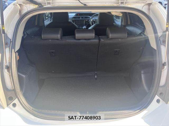 Toyota AQUA 2014-04 8364722-10