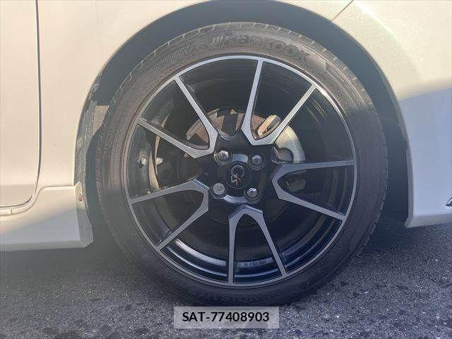 Toyota AQUA 2014-04 8364722-15