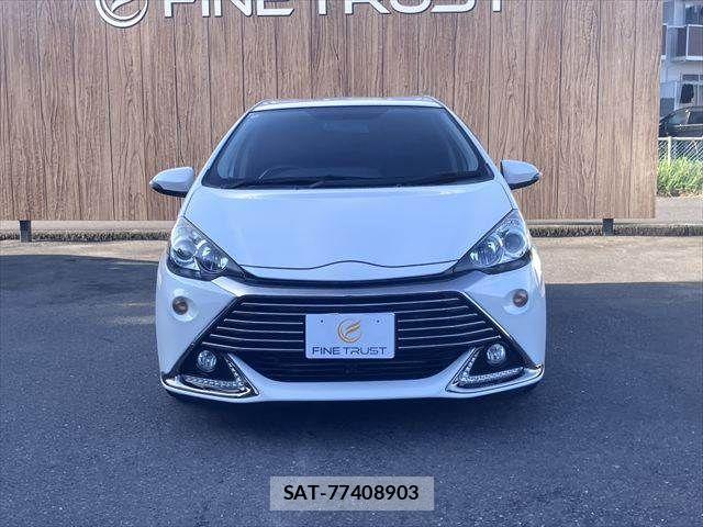 Toyota AQUA 2014-04 8364722-16