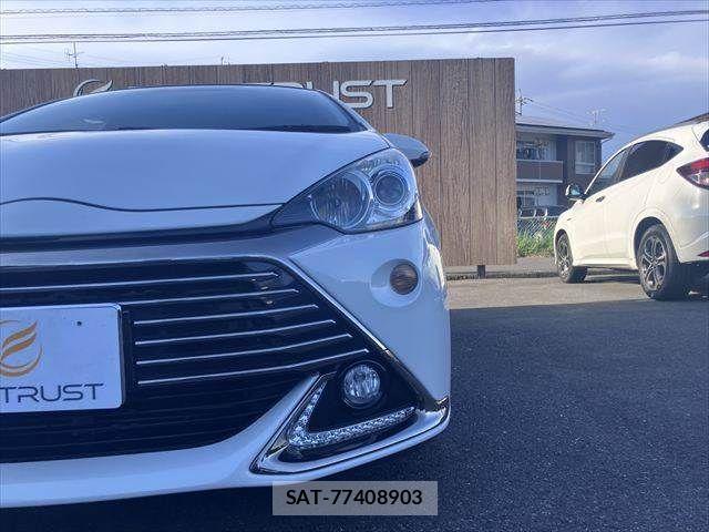 Toyota AQUA 2014-04 8364722-25