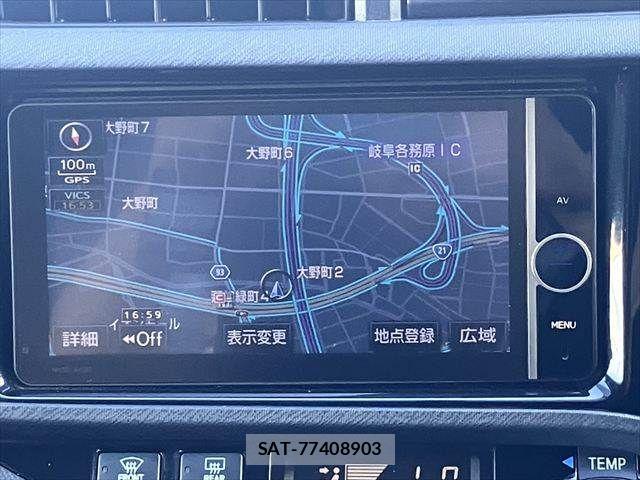 Toyota AQUA 2014-04 8364722-3