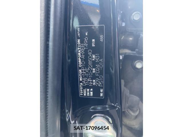Toyota AQUA 2014-01 8364750-23