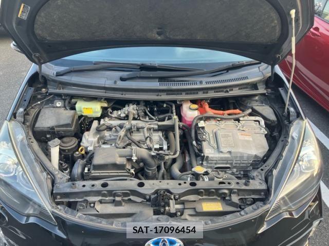 Toyota AQUA 2014-01 8364750-25