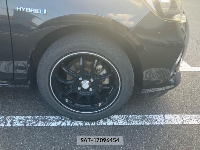 Toyota AQUA 2014-01 8364750-5