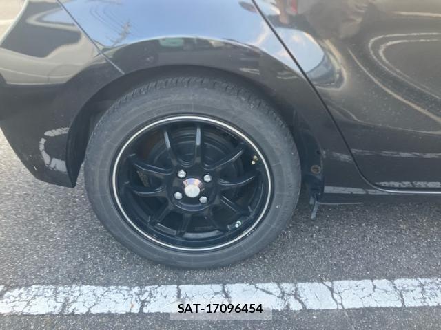 Toyota AQUA 2014-01 8364750-6