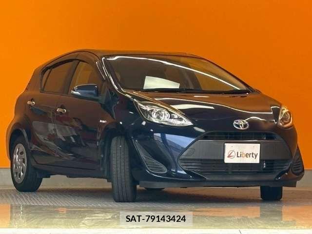 Toyota AQUA 2018-03 8364717-9