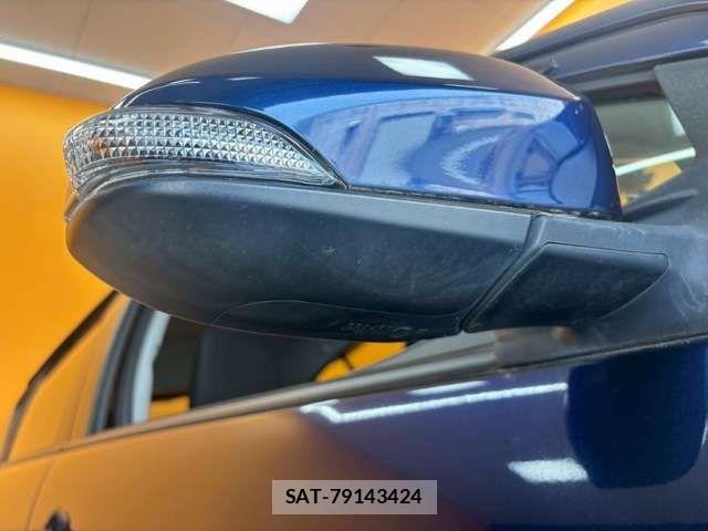 Toyota AQUA 2018-03 8364717-11