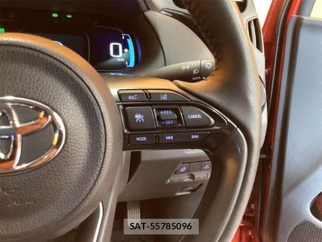 Toyota AQUA 2021-07 8364710-9