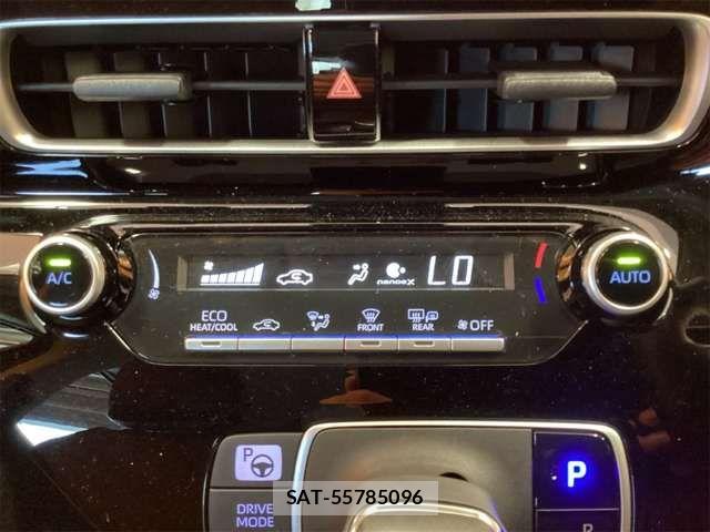Toyota AQUA 2021-07 8364710-11