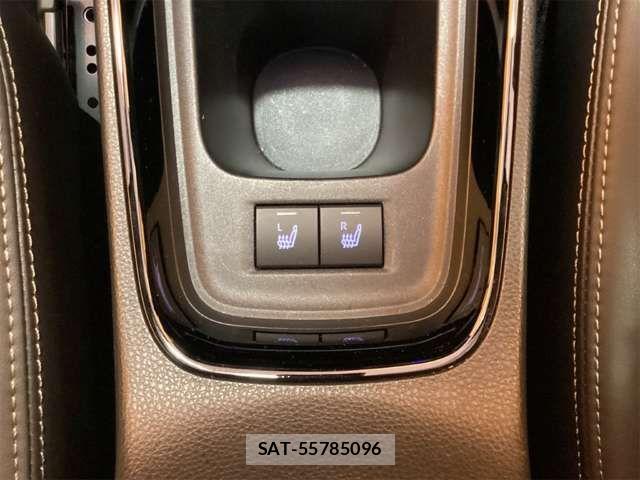Toyota AQUA 2021-07 8364710-13