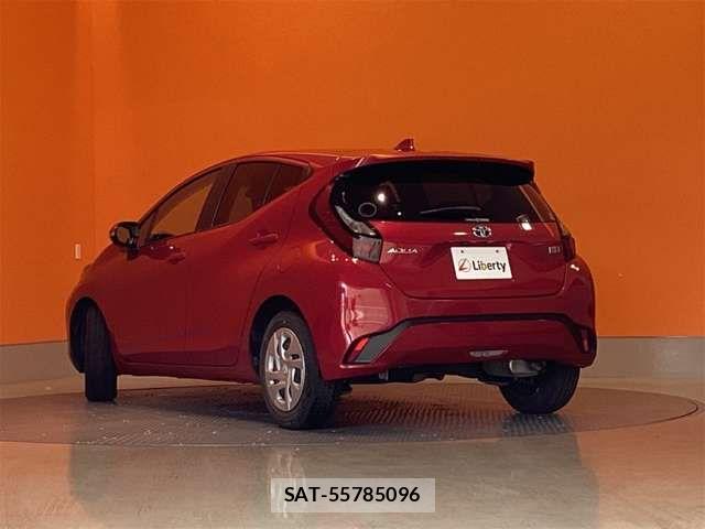 Toyota AQUA 2021-07 8364710-19