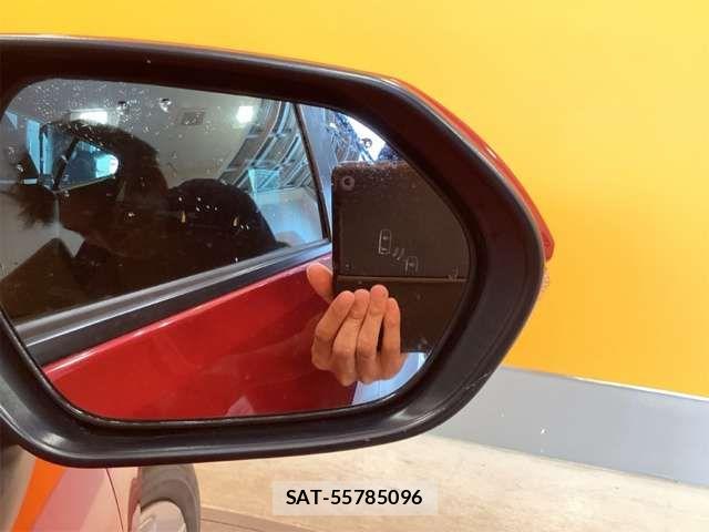 Toyota AQUA 2021-07 8364710-5