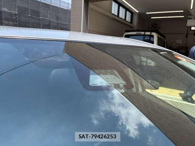 Toyota AQUA 2019-07 8364715-11