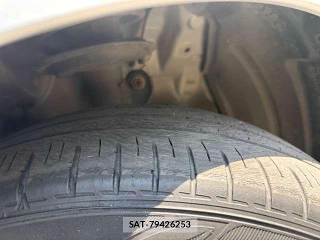 Toyota AQUA 2019-07 8364715-15