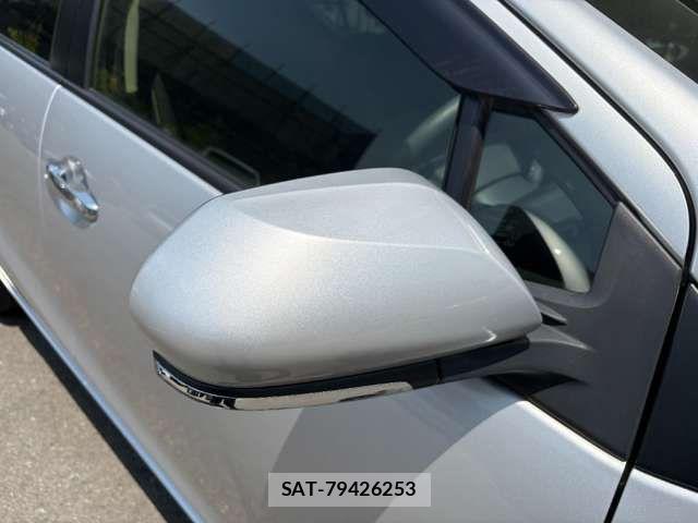 Toyota AQUA 2019-07 8364715-17