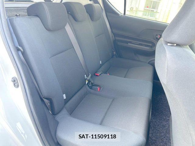 Toyota AQUA 2016-08 8364724-9