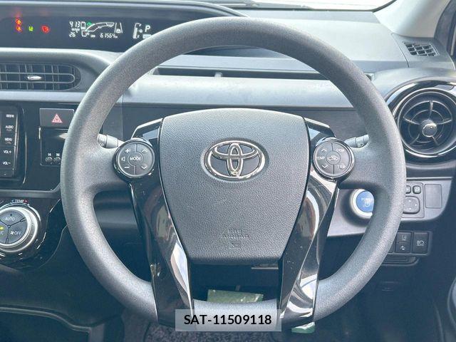 Toyota AQUA 2016-08 8364724-11