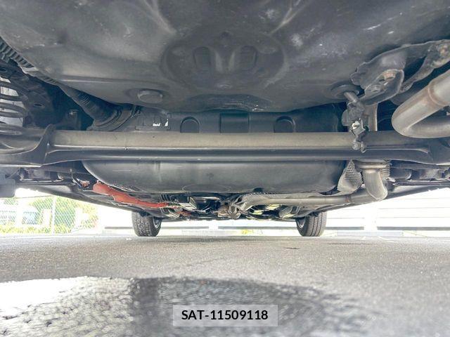 Toyota AQUA 2016-08 8364724-19