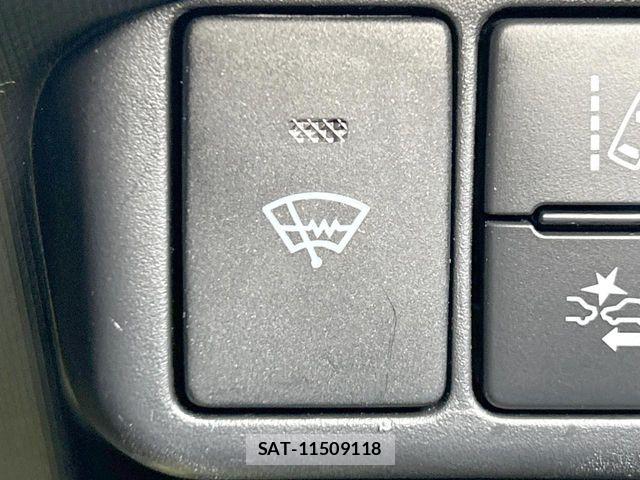 Toyota AQUA 2016-08 8364724-7