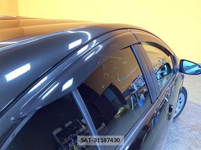 Toyota AQUA 2018-07 8364731-19