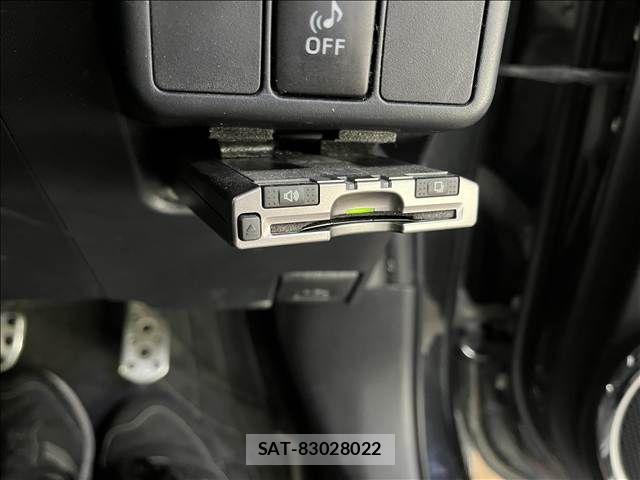 Toyota AQUA 2014-05 8371425-14