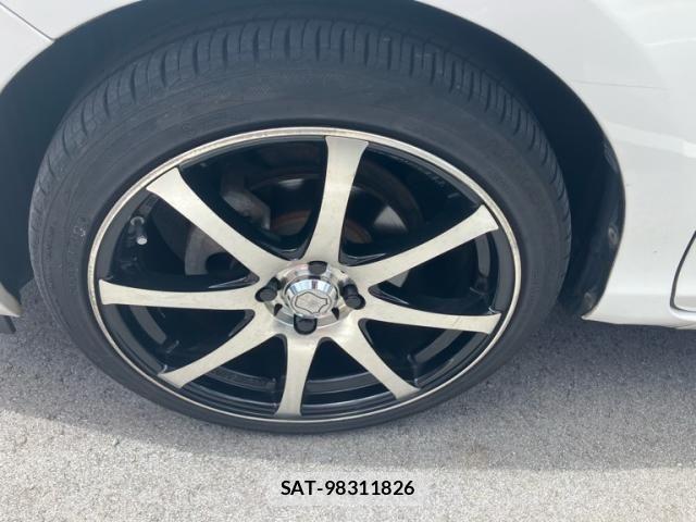 Toyota AQUA 2013-04 8371434-9