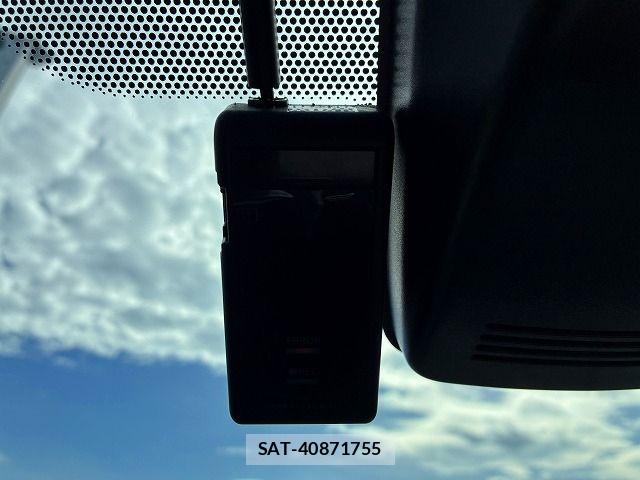 Toyota AQUA 2019-12 8371423-13
