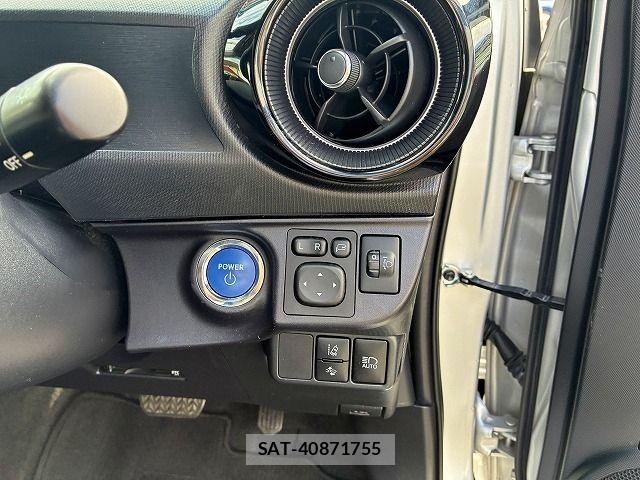 Toyota AQUA 2019-12 8371423-16
