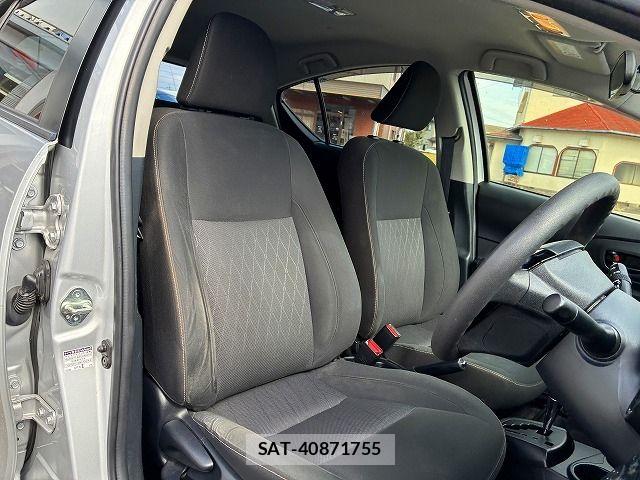 Toyota AQUA 2019-12 8371423-18