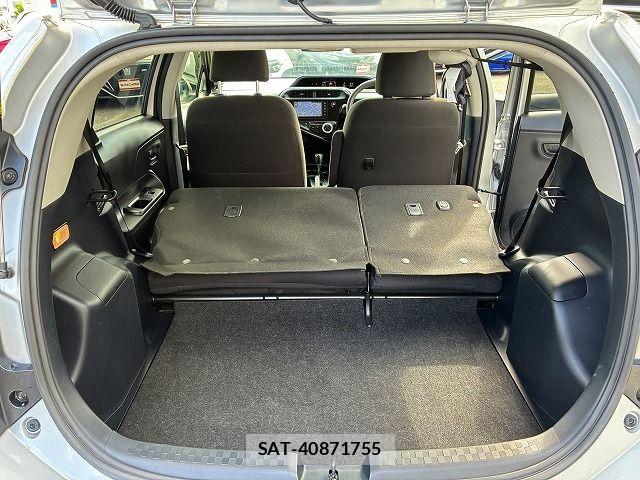 Toyota AQUA 2019-12 8371423-21