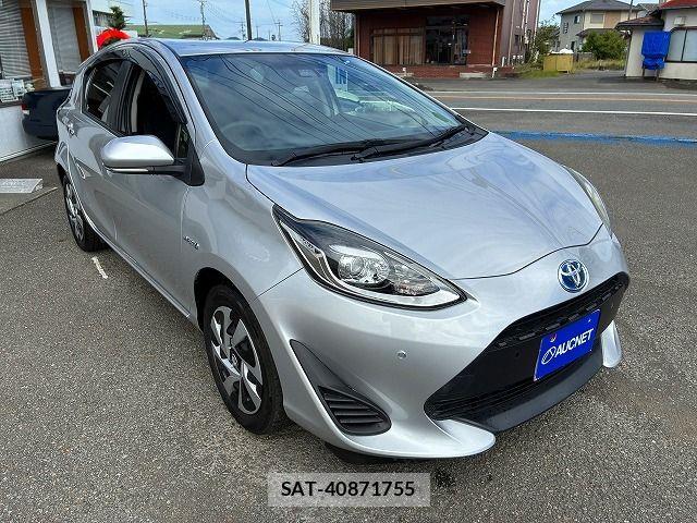 Toyota AQUA 2019-12 8371423-4