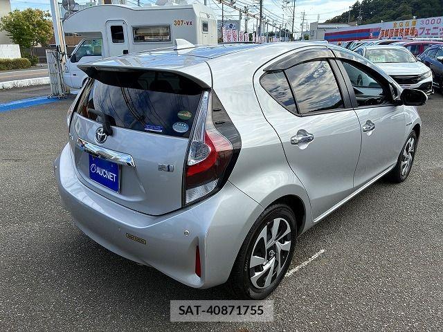 Toyota AQUA 2019-12 8371423-5