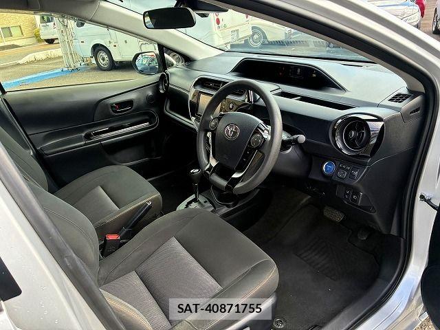 Toyota AQUA 2019-12 8371423-6