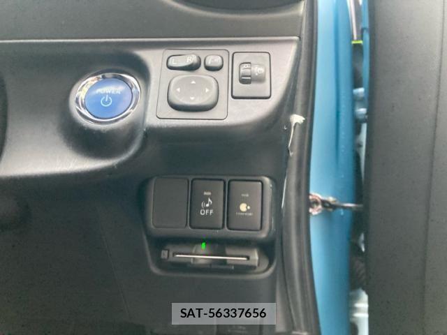 Toyota AQUA 2014-06 8371433-13