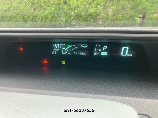 Toyota AQUA 2014-06 8371433-16