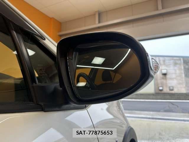 Toyota AQUA 2018-08 8371421-16