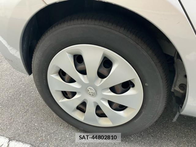 Toyota AQUA 2012-02 8371432-8