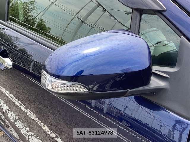Toyota AQUA 2016-12 8371422-14