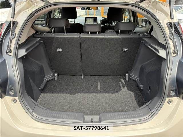 Toyota AQUA 2021-01 8371419-18