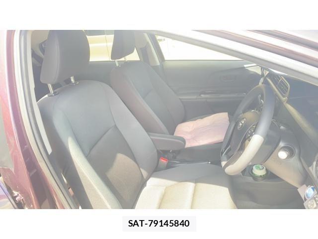 Toyota AQUA 2017-03 8371424-9