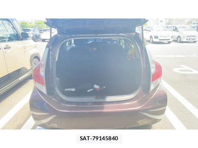 Toyota AQUA 2017-03 8371424-11