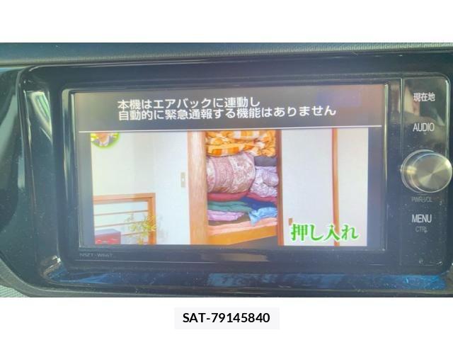 Toyota AQUA 2017-03 8371424-15