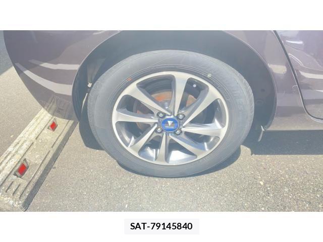 Toyota AQUA 2017-03 8371424-6