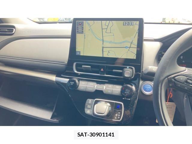 Toyota AQUA 2022-11 8371418-23