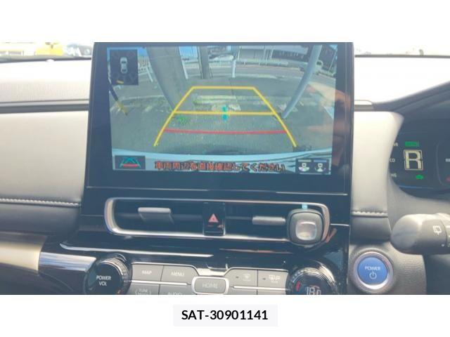 Toyota AQUA 2022-11 8371418-24