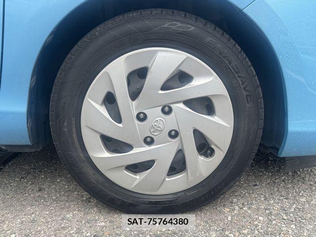 Toyota AQUA 2016-01 8371428-10