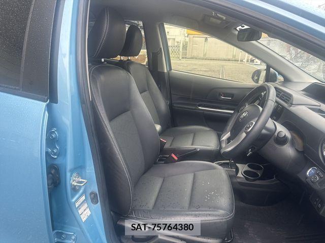 Toyota AQUA 2016-01 8371428-12