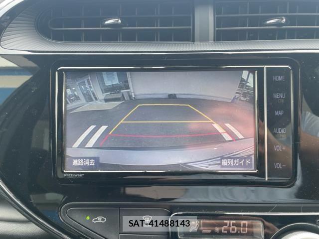 Toyota AQUA 2019-01 8411191-17