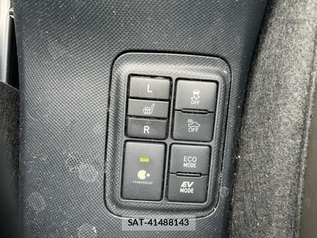 Toyota AQUA 2019-01 8411191-19