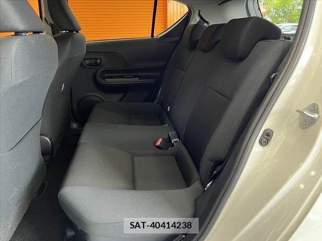 Toyota AQUA 2016-11 8411194-18